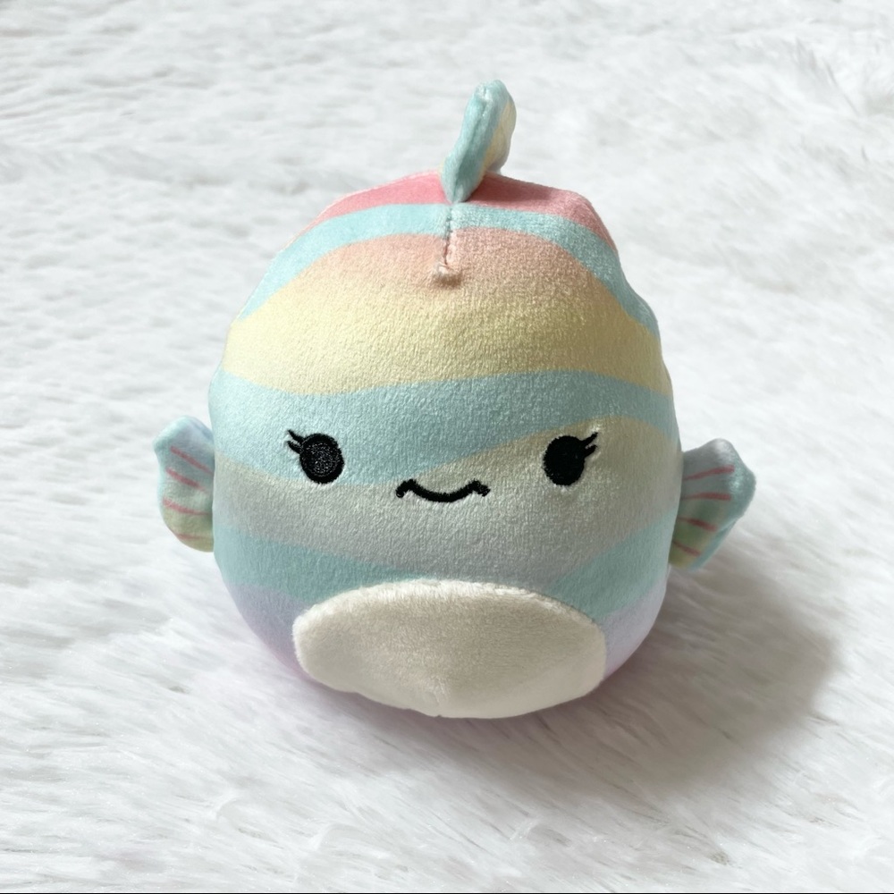 Squishmallow Mini 5" Fabiola th Fish